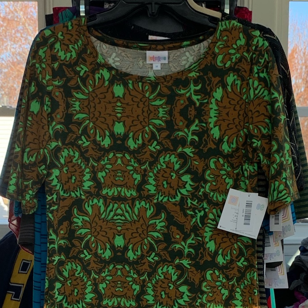 6/$15 green, brown and black Julia- NWT
